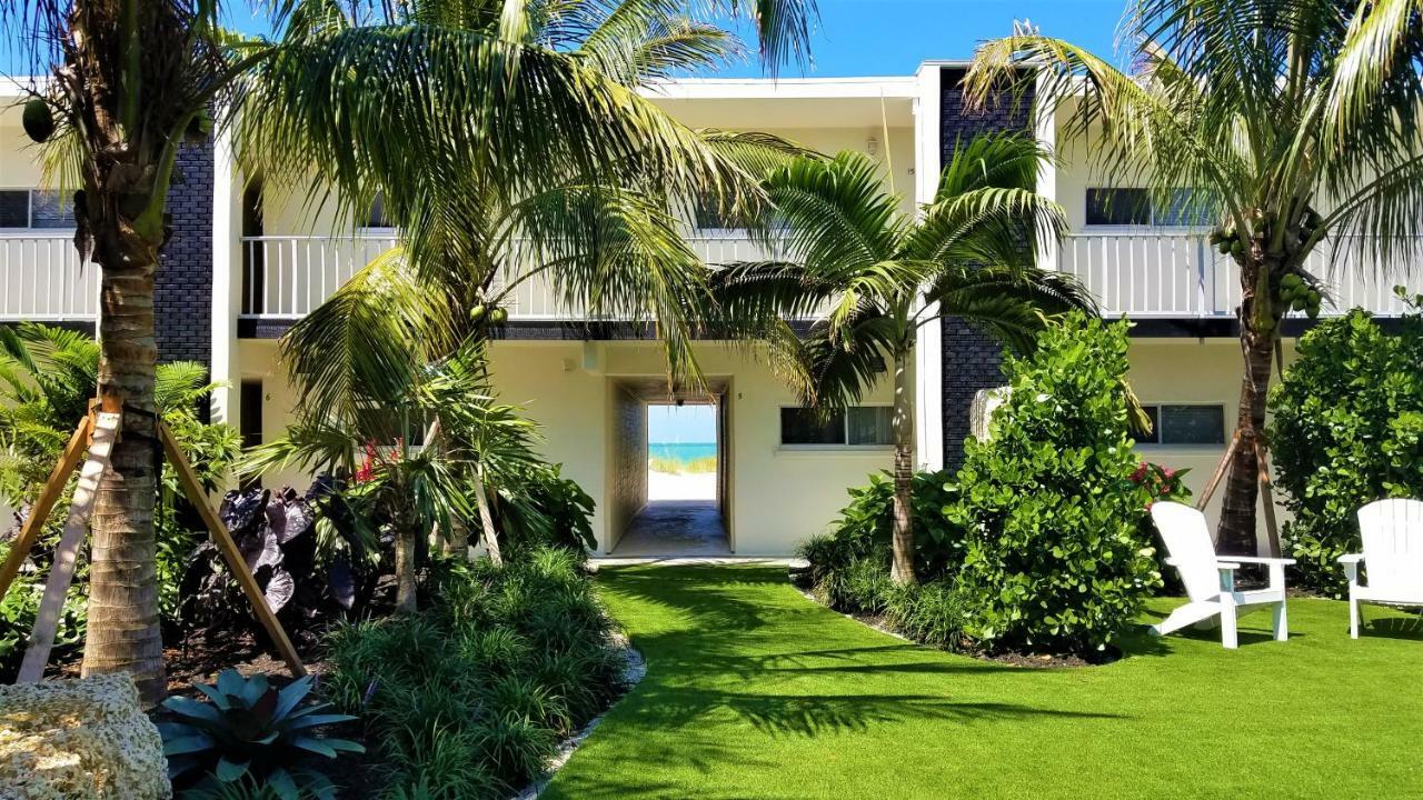 Bali Hai Beachfront Resort And Spa Holmes Beach Exterior photo